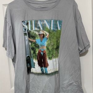 Vintage Shania Graphic T-Shirt in Gray